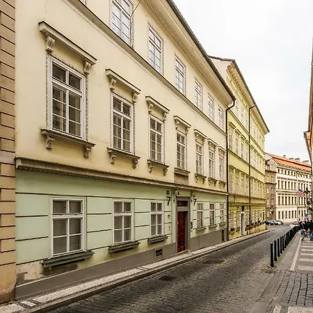 Apartment Royal Vlasska